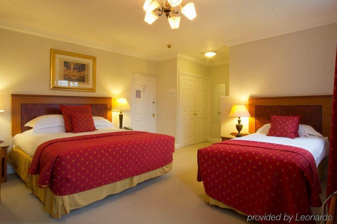 Stanton Manor Hotel Chippenham  Exterior photo